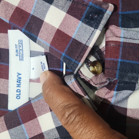 Old Navy slimfit Button-down white maroon and gray size large - Picture 3 of 3